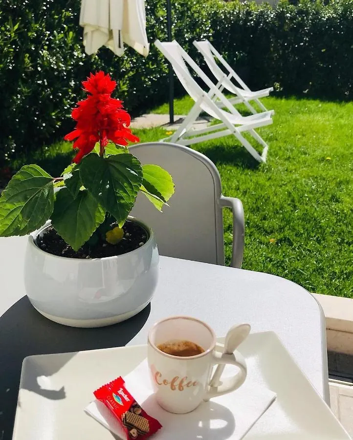Le Stanze Guesthouse Morciano di Romagna 0*,  Italia
