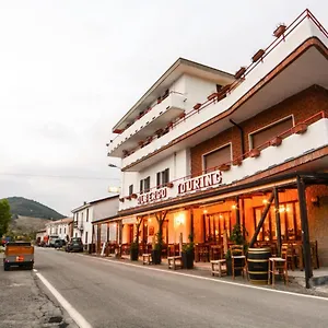 Touring Hotel